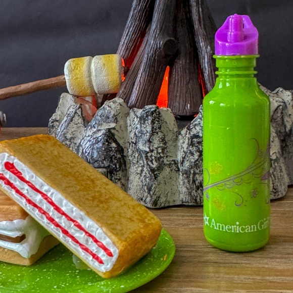 American Girl Camping Camper CAMPFIRE SET bonfire chair for KIRA Grace Doll - Picture 3 of 4